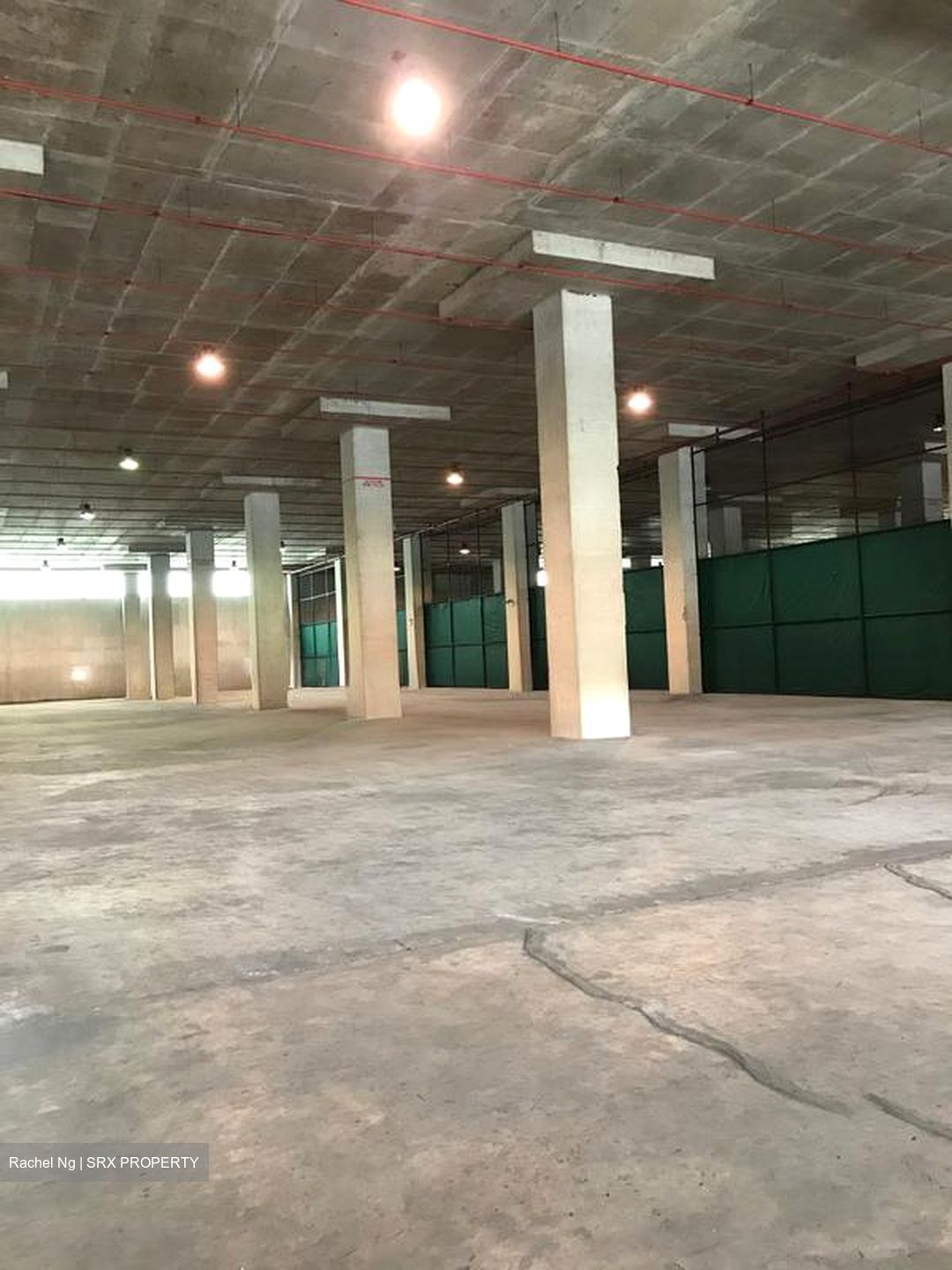 Gul Way (D22), Warehouse #510563041